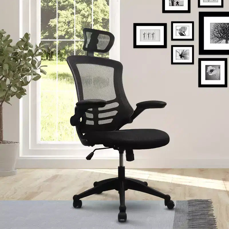 Sedia da ufficio girevole regolabile – Struttura in nylon, capacità 100 kg, 115,5 x 67,3 x 67,3 cm (A x L x P).